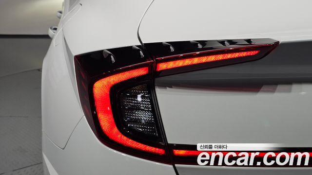 Hyundai Sonata 2022 — photo 9