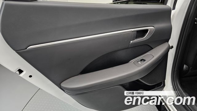 Hyundai Sonata 2022 — photo 15