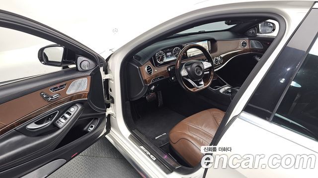 Mercedes-Benz S-Class 2015 — photo 11