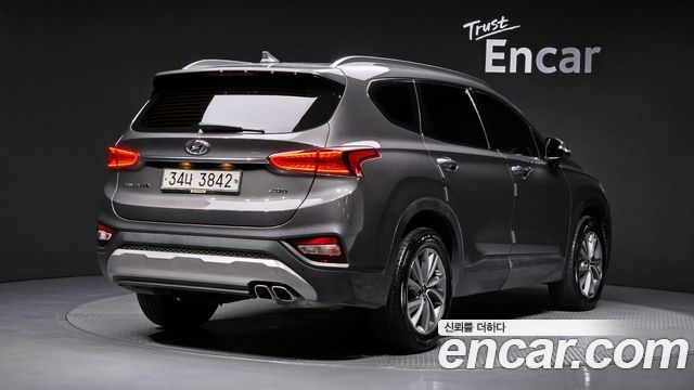 Hyundai Santafe 2019 — photo 2