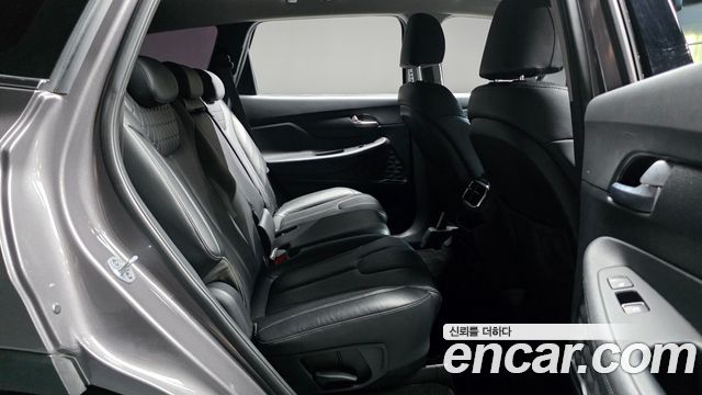 Hyundai Santafe 2019 — photo 11