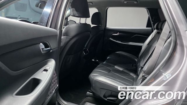 Hyundai Santafe 2019 — photo 12