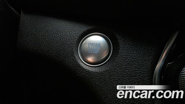 Hyundai Santafe 2019 — photo 16