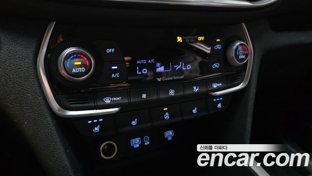 Hyundai Santafe 2019 — photo 17