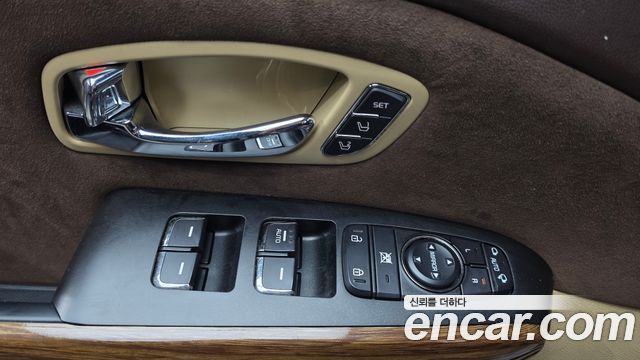 Kia Canival 2017 — photo 11