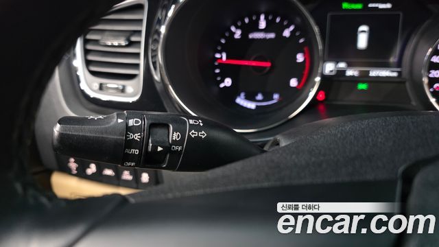 Kia Canival 2017 — photo 13