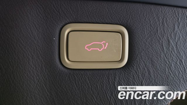 Kia Canival 2017 — photo 20