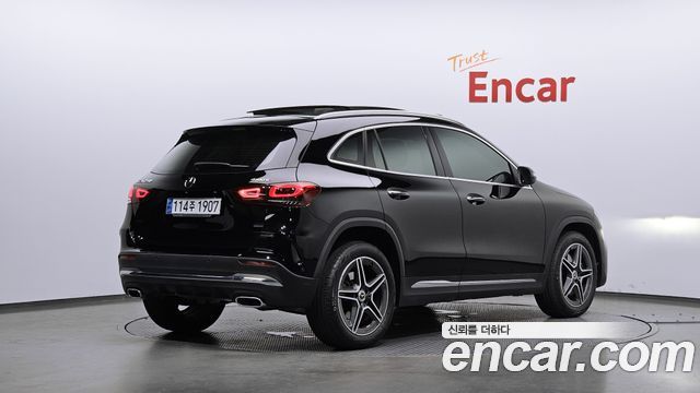 Mercedes-Benz GLA-Class 2020 — photo 2