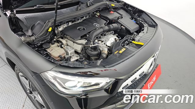 Mercedes-Benz GLA-Class 2020 — photo 6