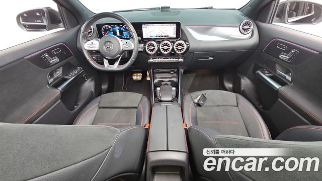 Mercedes-Benz GLA-Class 2020 — photo 7