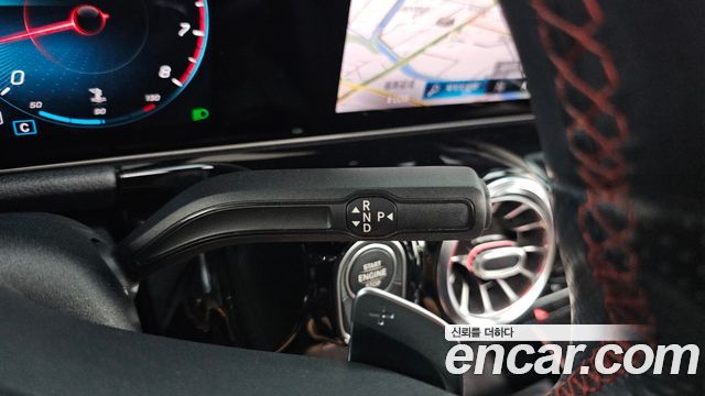 Mercedes-Benz GLA-Class 2020 — photo 9