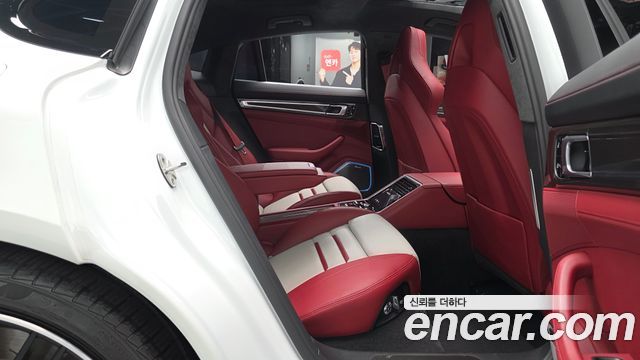 Porsche Panamera 2021 — photo 17