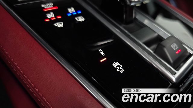 Porsche Panamera 2021 — photo 22