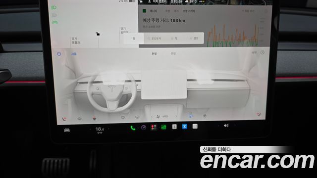 Tesla Model Y 2024 — photo 16