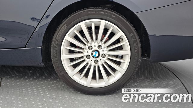 BMW Gran Turismo 2020 — photo 7