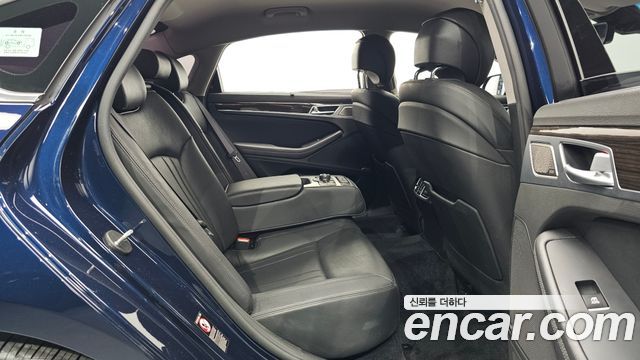 Genesis G80 2020 — photo 11