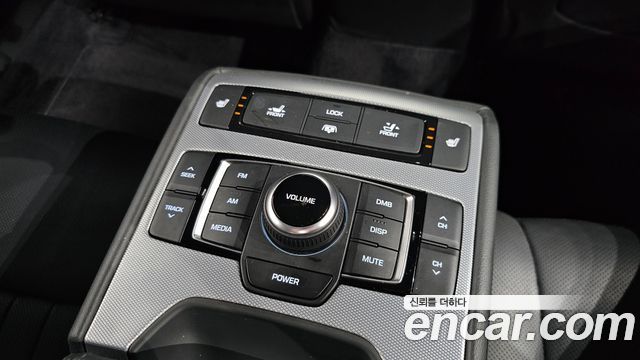 Genesis G80 2020 — photo 19
