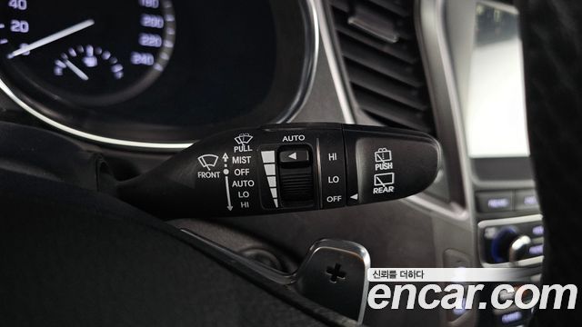 Hyundai Santafe 2016 — photo 22