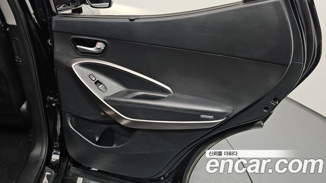 Hyundai Santafe 2016 — photo 15