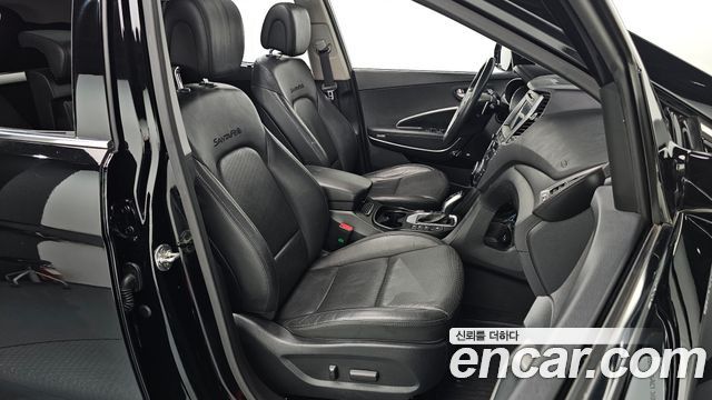 Hyundai Santafe 2016 — photo 16