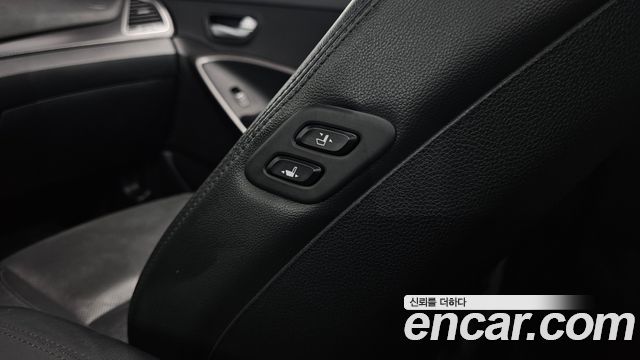 Hyundai Santafe 2016 — photo 27