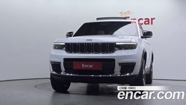 Jeep Cherokee 2023 — photo 3
