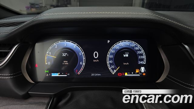 Jeep Cherokee 2023 — photo 11