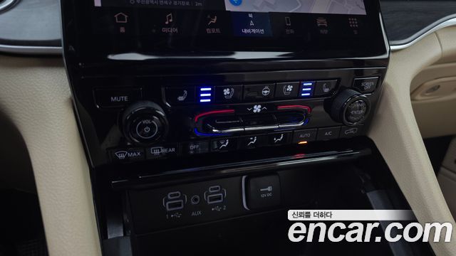 Jeep Cherokee 2023 — photo 24