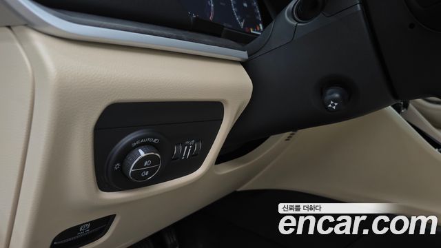 Jeep Cherokee 2023 — photo 25