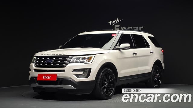 Ford Explorer 2017 — photo 1