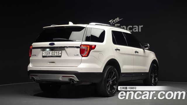 Ford Explorer 2017 — photo 2