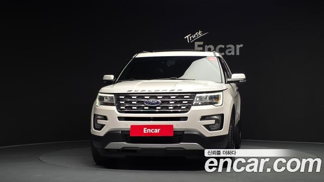 Ford Explorer 2017 — photo 3