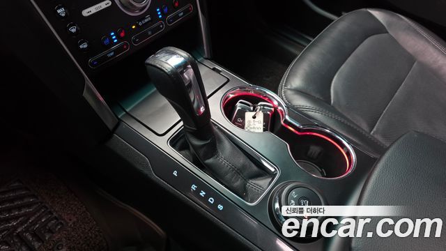 Ford Explorer 2017 — photo 9