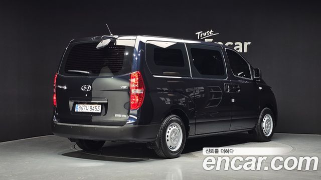 Hyundai Starex 2021 — photo 2