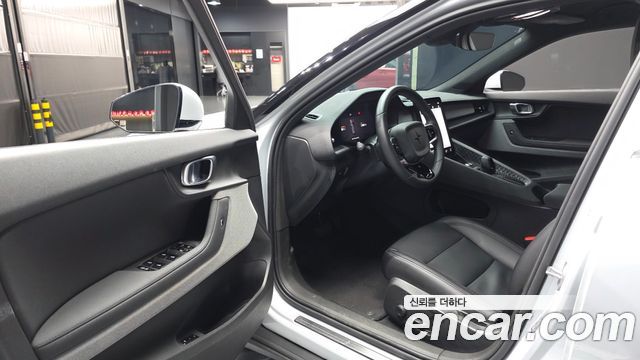 Polestar Polestar 2 2023 — photo 13