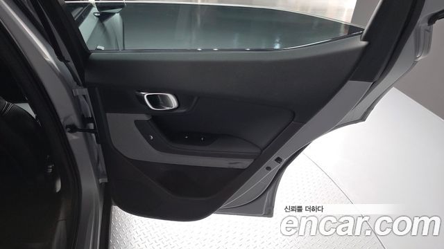Polestar Polestar 2 2023 — photo 15