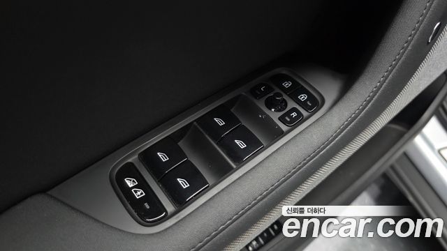 Polestar Polestar 2 2023 — photo 28