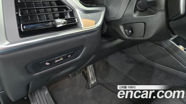 BMW X6 2025 — photo 28