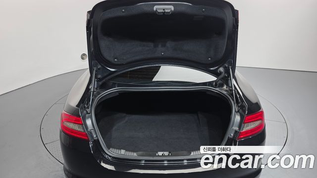 Jaguar XF 2012 — photo 20