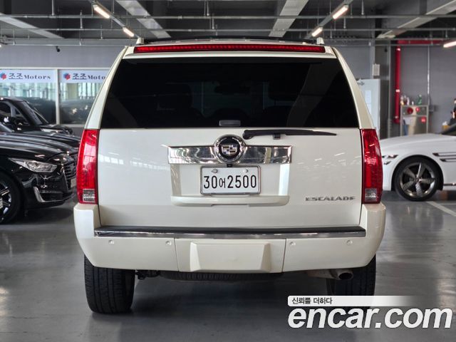 Cadillac Escalade 2008 — photo 5