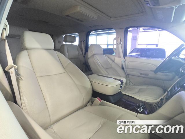 Cadillac Escalade 2008 — photo 9
