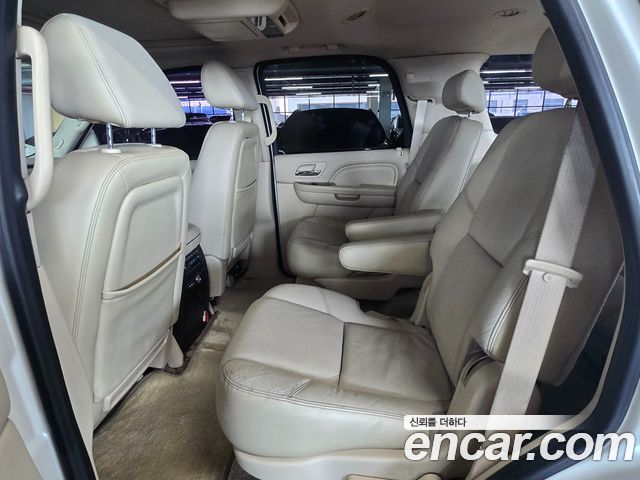 Cadillac Escalade 2008 — photo 10