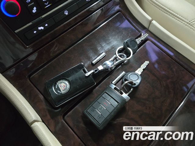 Cadillac Escalade 2008 — photo 15