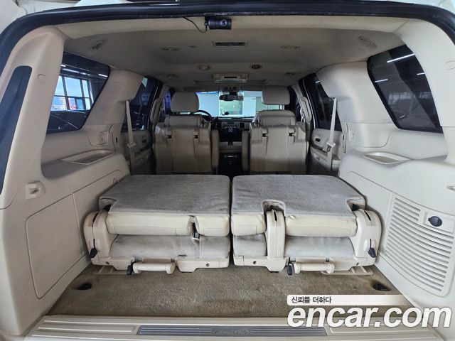 Cadillac Escalade 2008 — photo 17