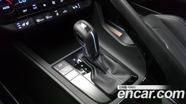 Hyundai AVANTE 2022 — photo 12