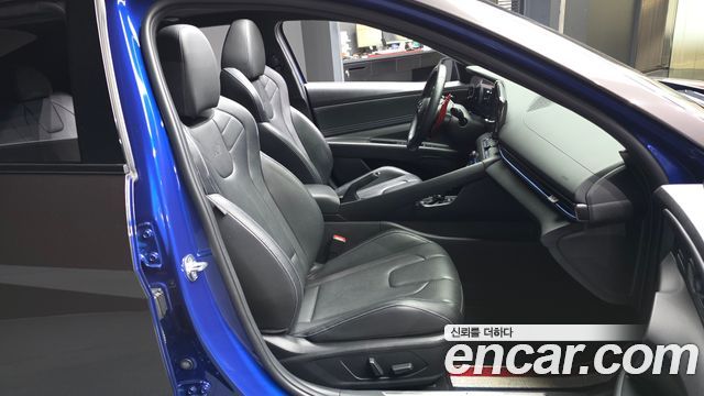 Hyundai AVANTE 2022 — photo 17
