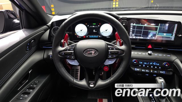 Hyundai AVANTE 2022 — photo 19
