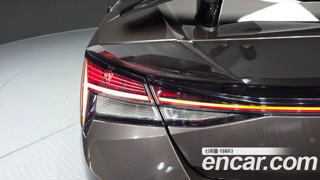 Hyundai AVANTE 2022 — photo 9