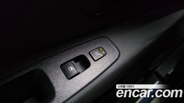 Hyundai AVANTE 2022 — photo 27