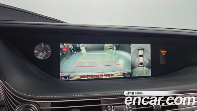 Lexus LS 2019 — photo 15